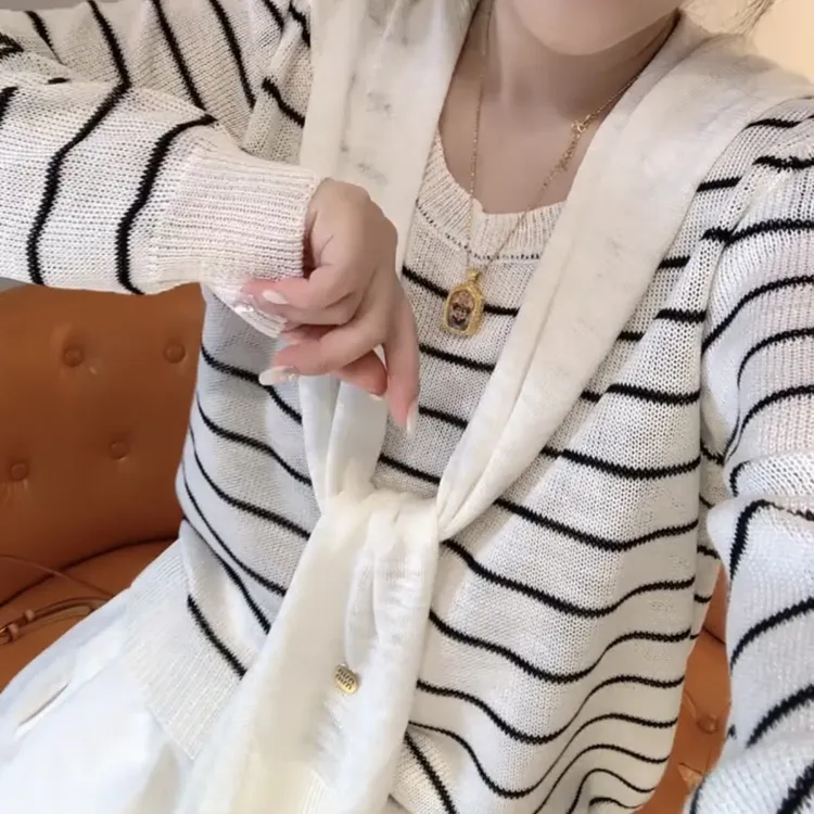 女长袖条纹外搭修身宽松型毛衣针织衫毛针织衫修身型