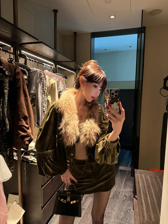 ChiclyNana  美式辣妹穿搭套装性感上衣半裙毛毛拼接包臀裙两件套