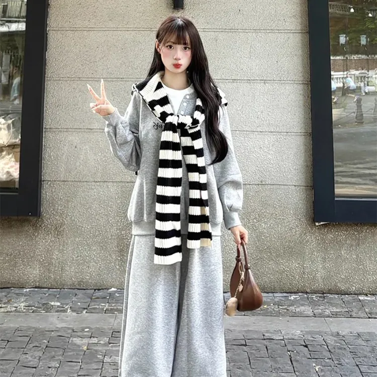韩系运动风卫衣阔腿裤套装女秋冬条纹披肩穿搭慵懒风松弛感两件套