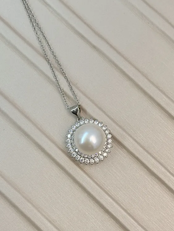 天然淡水珍珠 白色满钻珍珠吊坠时尚减龄百搭款