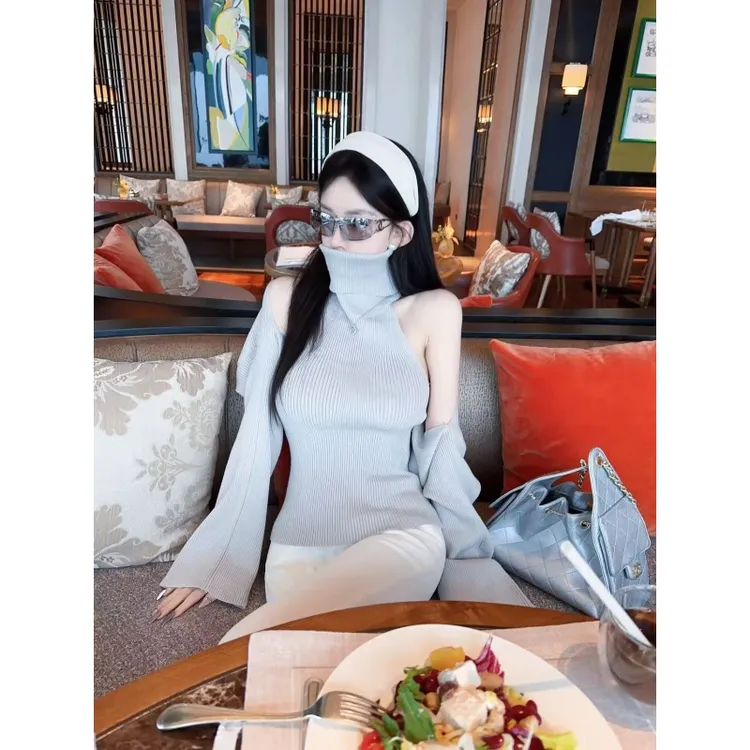 韩系慵懒风设计感复古气质露肩背心长袖罩衫白色高腰直筒长裤套装