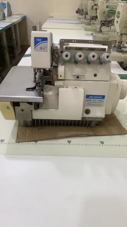 台湾直驱四线锁边机