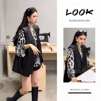 秋季时尚一整套女2025新款气质港风复古马甲背心豹纹衬衫短裤套装