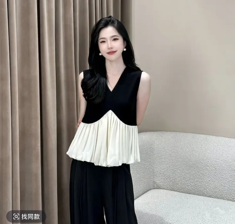 法式拼接V领无袖T恤女2025新款气质设计感百搭上衣