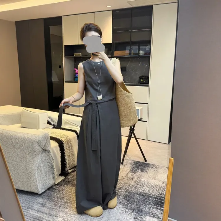 法式休闲简约设计感背心上衣2026年夏季高级感轻熟风阔腿裤套装女