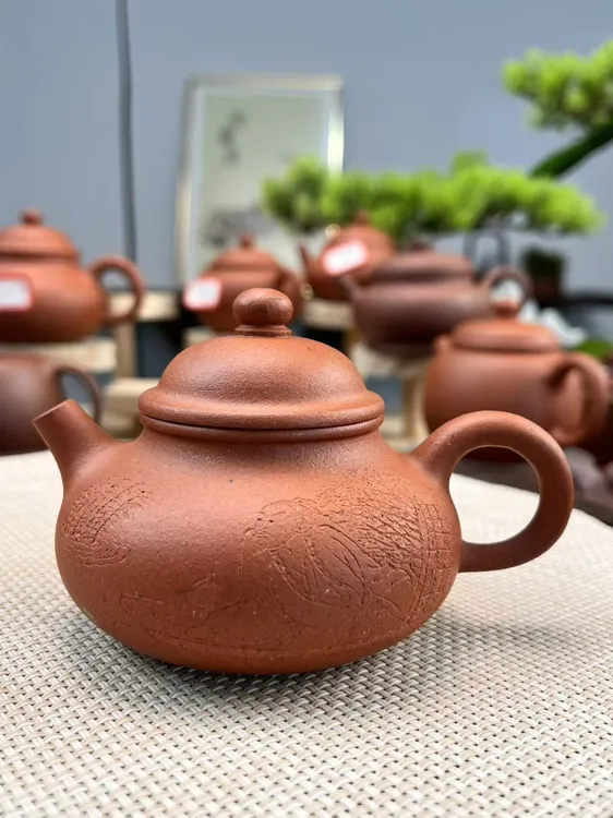 正宗宜兴紫砂壶原矿泥料无添加半手精工刻绘大红泥小容天120cc
