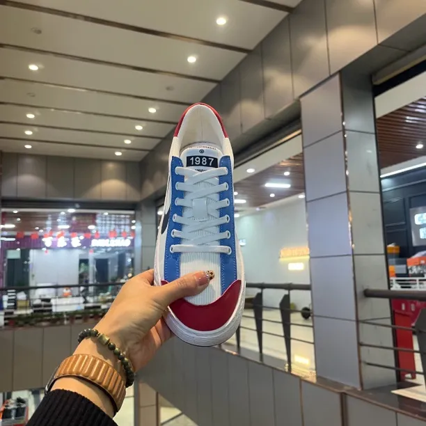 运动风板鞋网面休闲风休闲板鞋低帮经典舒适百搭男鞋