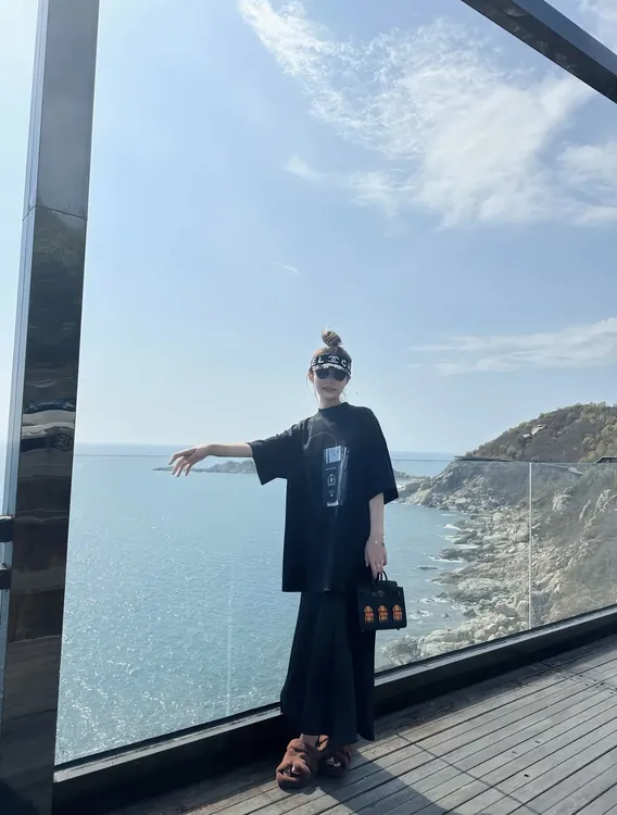 百搭醋酸料半身裙