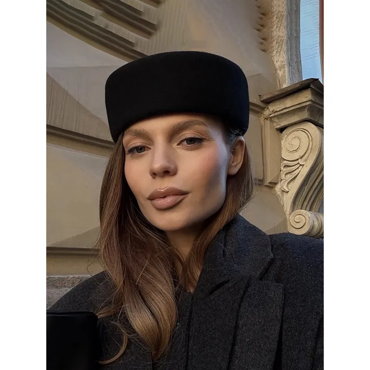 秋冬新款羊毛呢盆帽女高级感欧美时尚高端法式赫本风千金小礼帽子