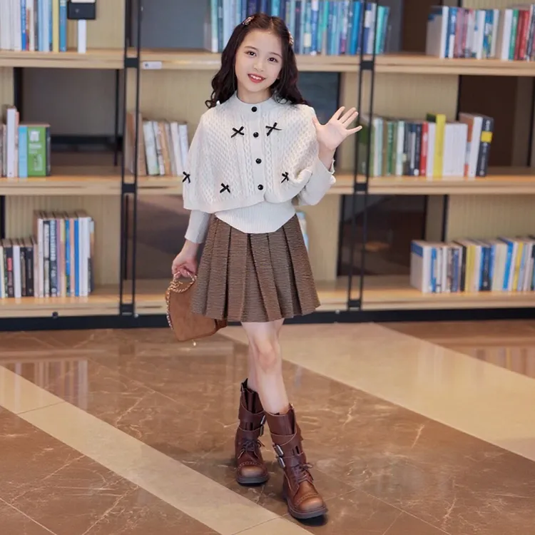 媛媛公主【留洋千金】2025秋女童洋气时髦女童装毛衣毛衫15314A390