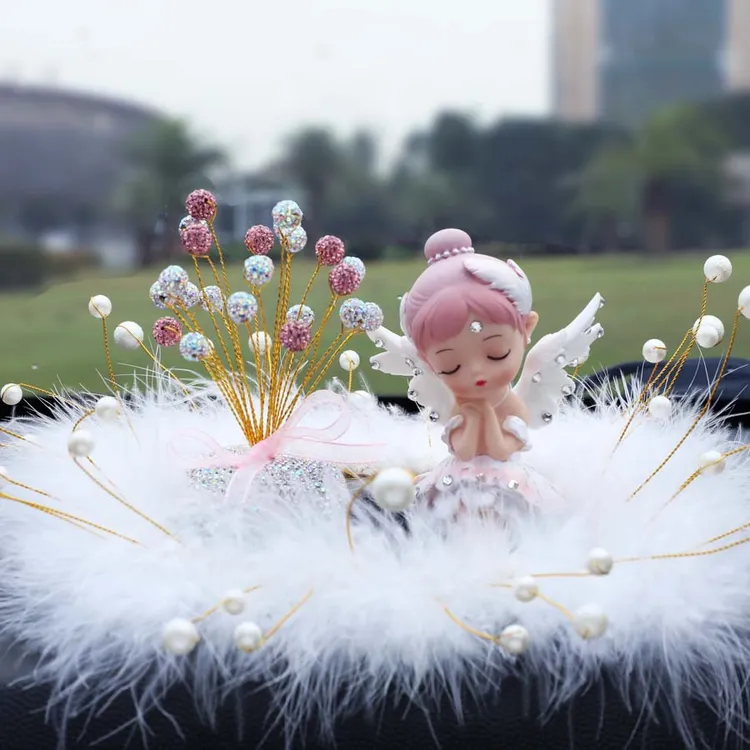 镶钻贝拉公主创意车载摆件女生好物推荐汽车内装饰摆件网红