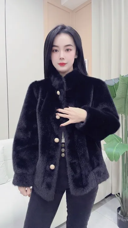 海宁秋冬新款雪兰貂短款外套9919