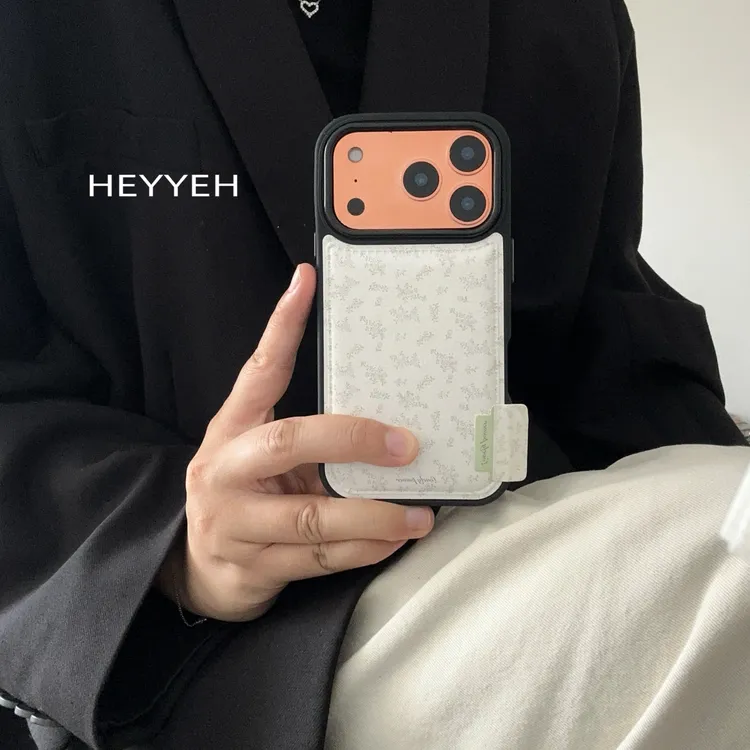 秋冬白色碎花皮质鼓包适用iPhone17pro max苹果16手机壳15防摔14