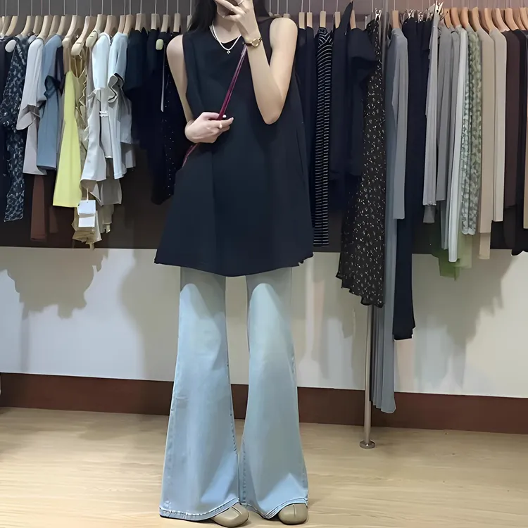 雪千羽浅色微喇牛仔裤女2025新款夏修身薄喇叭裤高腰显瘦设计感裤