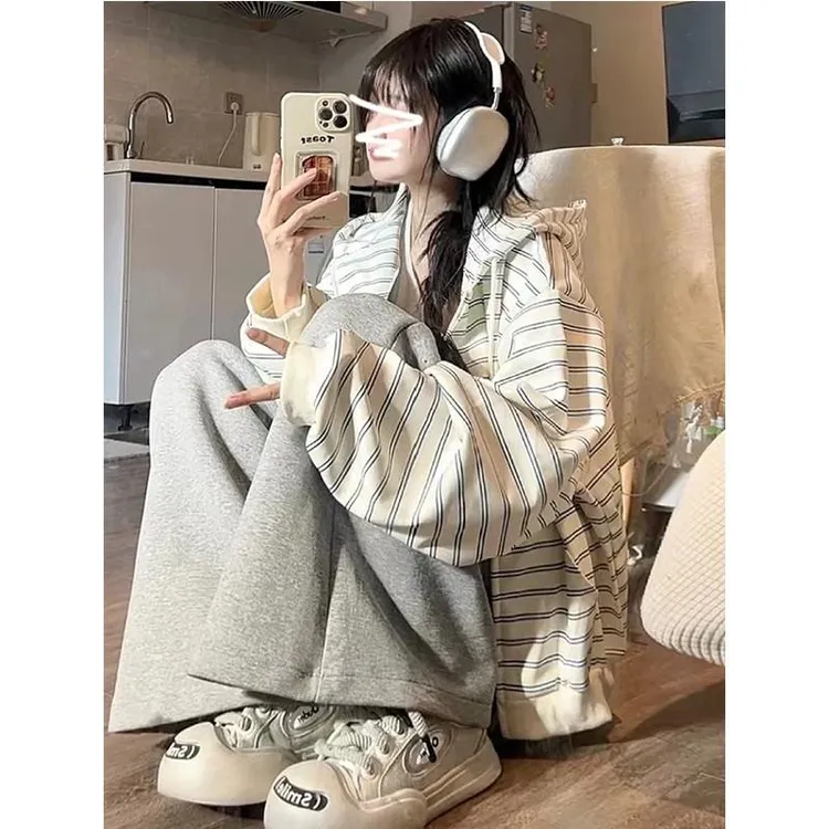 条纹连帽运动衫外套女早秋新款宽松韩系设计感休闲 oversize上衣