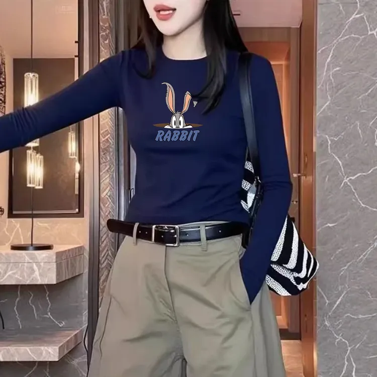 复古藏蓝正肩长袖t恤女2025秋季修身显瘦辣妹内搭棉质打底衫上衣