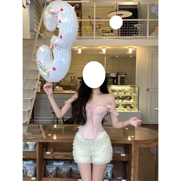 夕阳城堡法式2025春季新款轻奢气质收腰性感辣妹仙气吊带上衣女