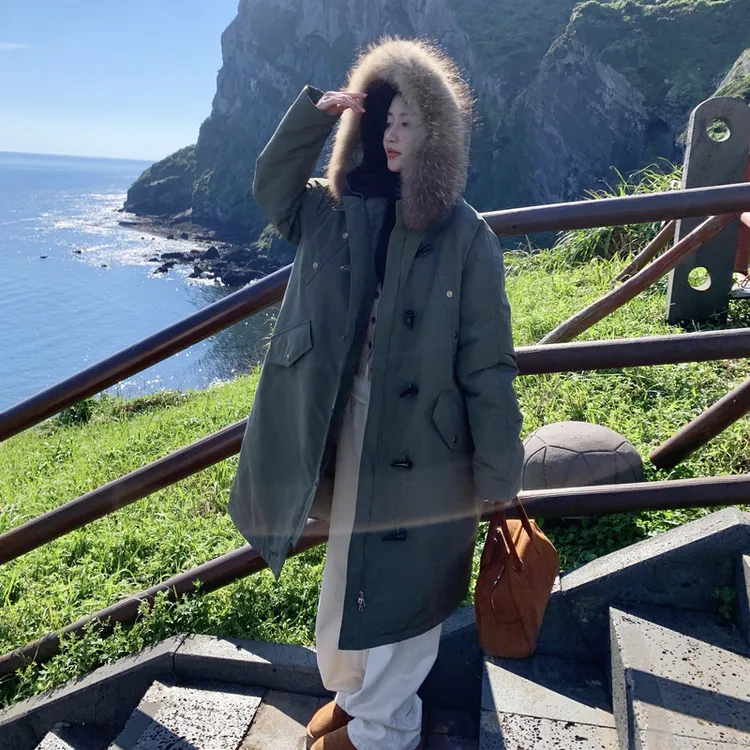 高级感大毛领派克服棉服女2025冬季新款学院风牛角扣加厚工装棉衣