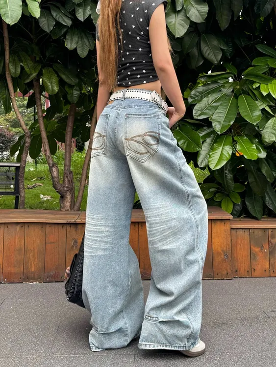 美式复古口袋刺绣牛仔裤秋季宽松高腰显瘦阔腿裤弯刀裤女AM6909