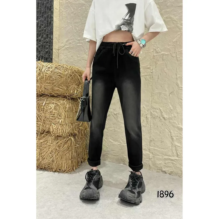 《东北徐老大推荐》大码显瘦新款四季款净版软牛仔小脚裤1896