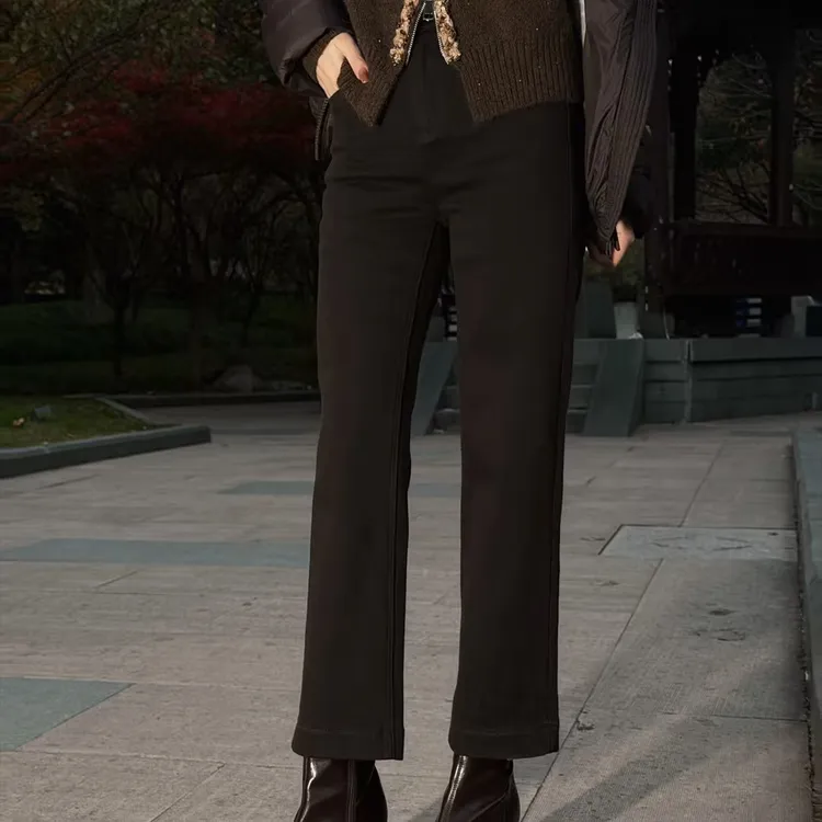 HELA AOMI “牛仔靴裤”莱赛尔绣花钉珠设计烟管牛仔裤CY5DM32311