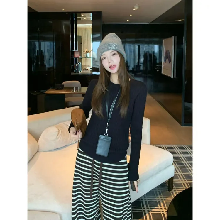 H1226【格伦意式】秋冬老钱慵懒圆领宽松显瘦毛针织上衣女