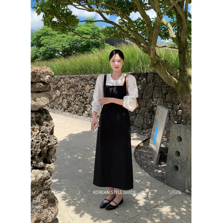 DH OFFICIAL 大花【智恩裙 Zhien】气质小方领设计后开叉梭织小黑裙