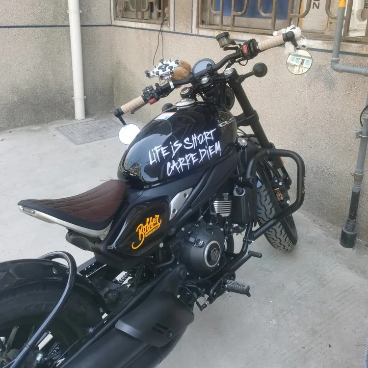 适用于春风450CLC人生苦短及时行乐贴纸摩托车贴个性创意装饰贴