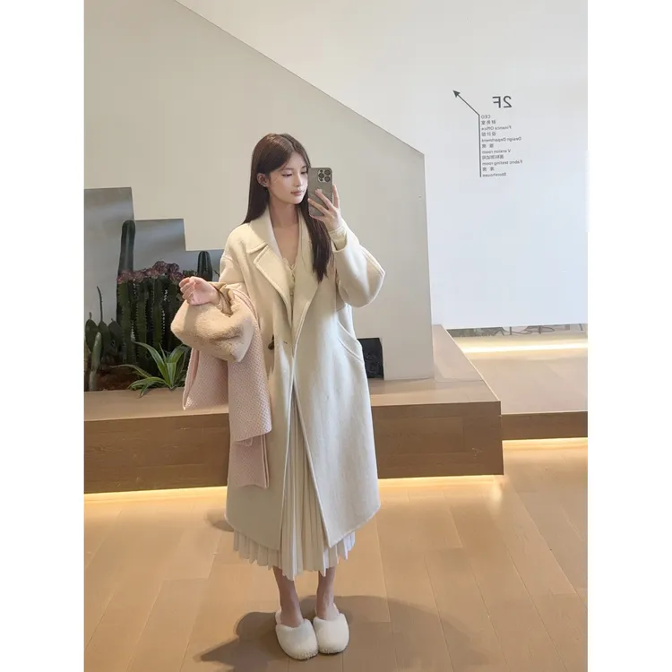 Duffle 首尔假日 丝驼绒 绵羊毛牛角扣 双面呢