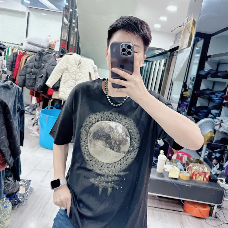 春夏韩版大版舒适棉黑钻地球图上衣6610品