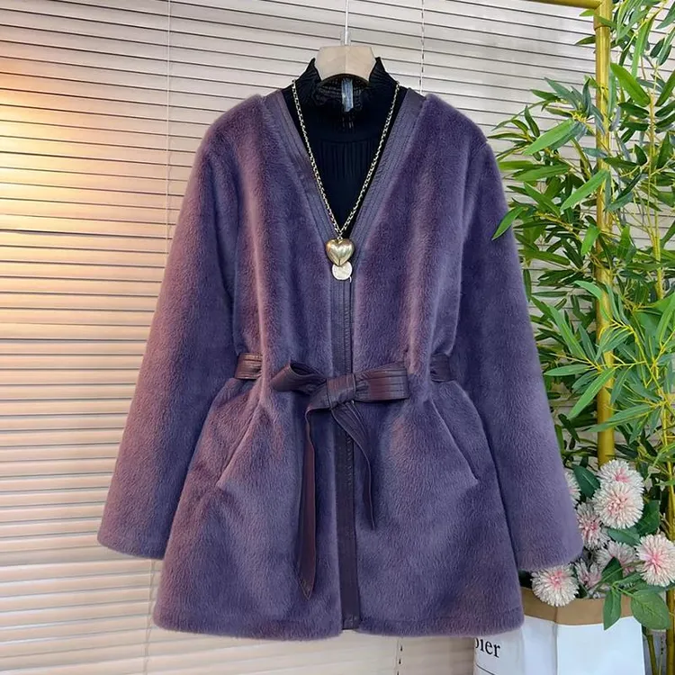 胖妹妹显瘦领皮腰带防貂毛上衣大码女装中长款洋气欧洲站冬季外套
