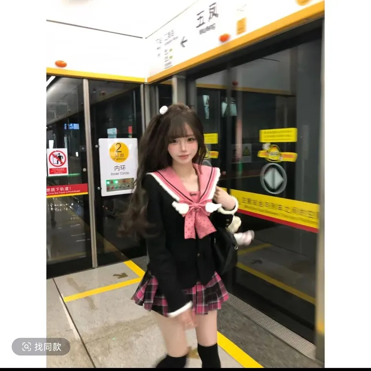 溪溪靓衫 天使之芯 冬季加厚玫粉色蝴蝶结修身上衣+格子半身裙