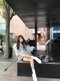 *尹千金*【雾调灰章】秋冬百搭花灰保暖慵懒风连帽卫衣外套W257389