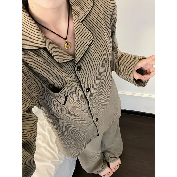 甜美简约撞色条纹德绒睡衣女秋冬季加绒加厚保暖家居服套装可外穿