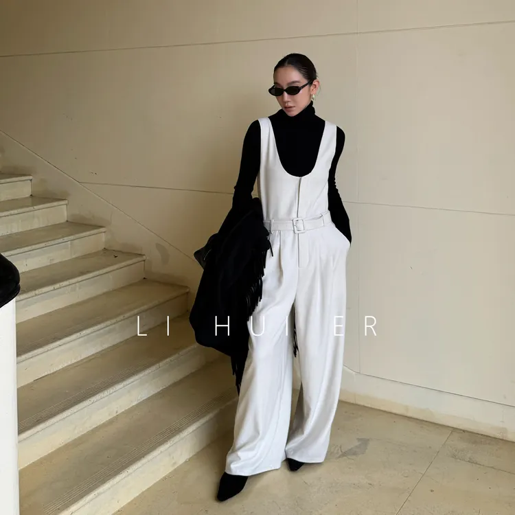 LiHuiEr李慧儿【赫尔图约】2025秋季显瘦简约米白色连体裤LL025807