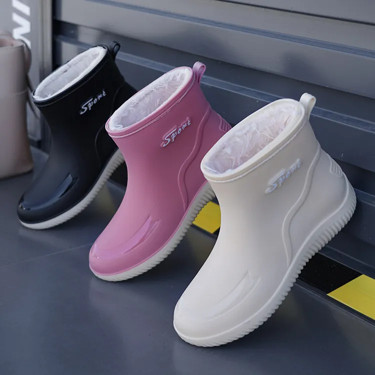 时尚加绒中筒雨鞋女款秋冬新款学院风防冻防滑防水鞋耐磨厚底雨靴