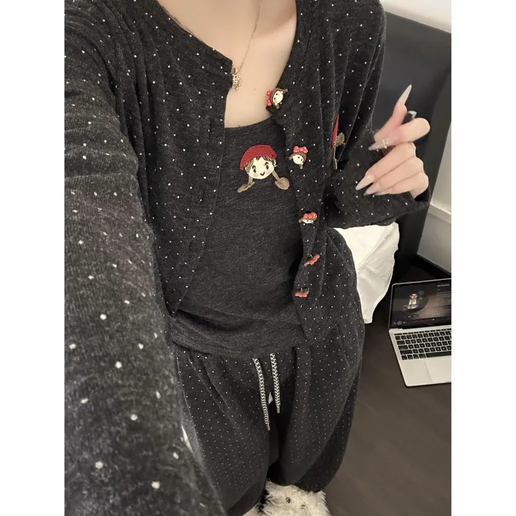 韩版小红帽开衫波点长袖别致吊带睡衣女春秋休闲长裤家居服三件套