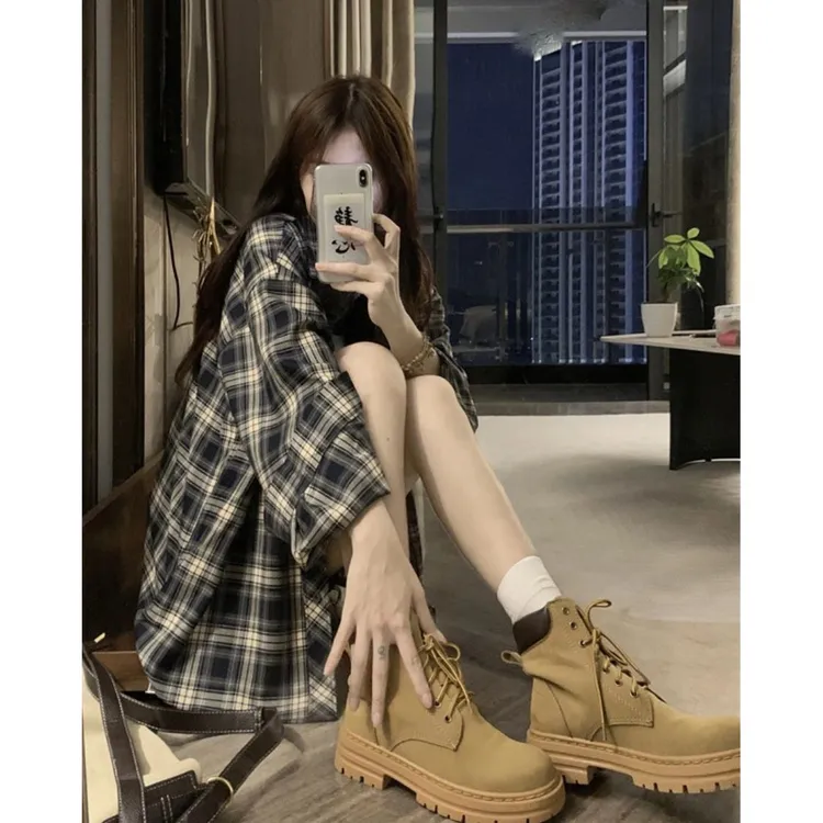 幂式春季新款复古格纹衬衫女休闲外套长袖小众宽松防晒衫衬衣港味