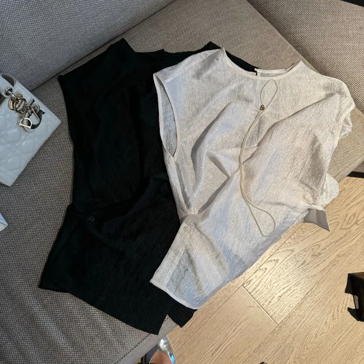 卡莲格/2025夏季新款洋气纯欲慵懒风雪花棉设计款无袖小衫上衣女