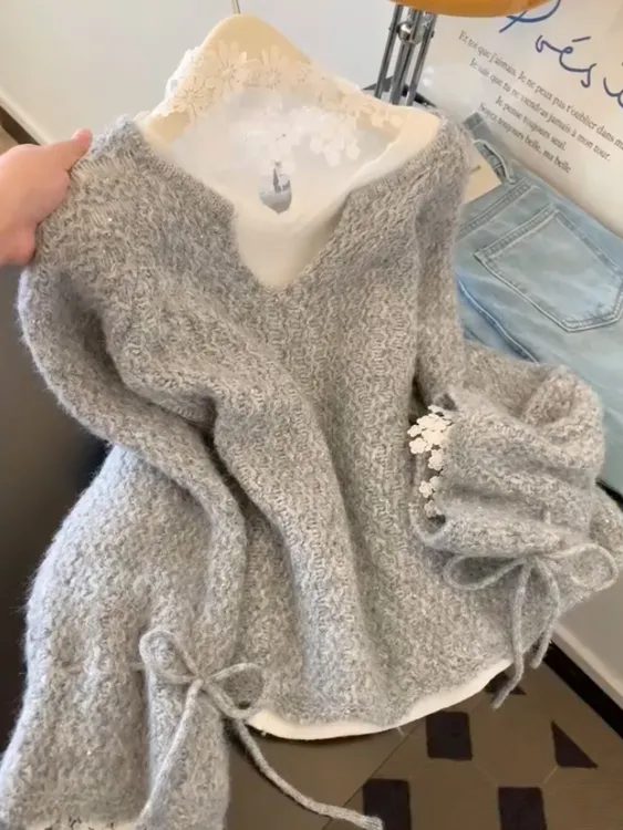 2025新款温柔慵懒风百搭设计感灰色V领针织衫女长袖气质显瘦上衣
