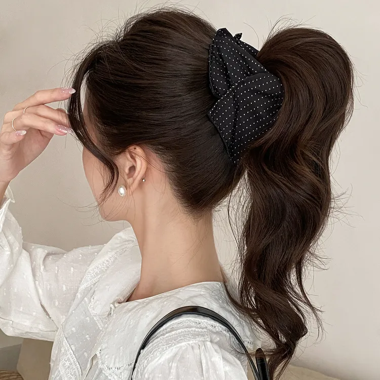 I&G法式高马尾三角抓夹女高级感2025新款赫本风鲨鱼夹后脑勺发饰商品图