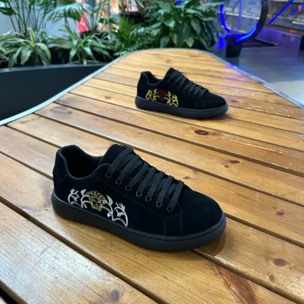 2388-49图腾耐磨休闲风春秋防水休闲板鞋夏季中国风时尚软底