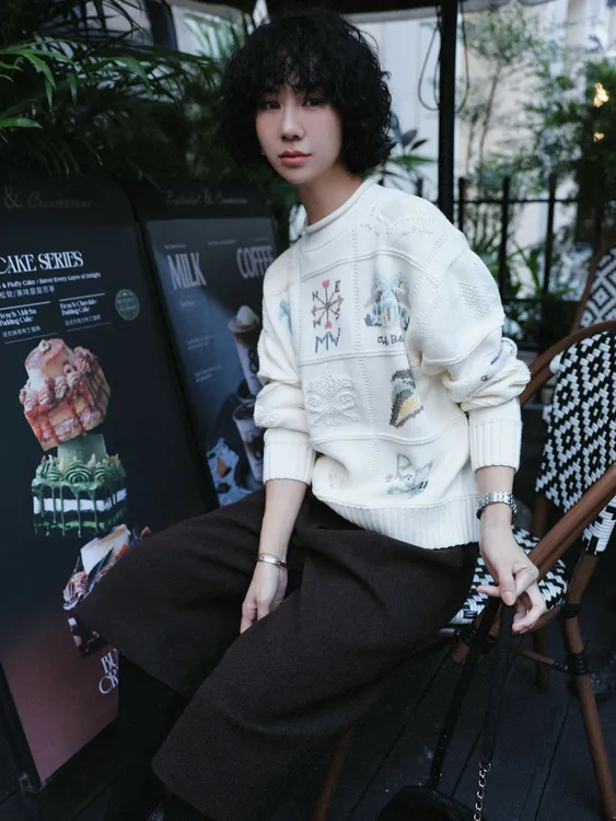 TT设计师【芝士奶盖】百搭气质清新感刺绣精梳棉针织衫TT191495