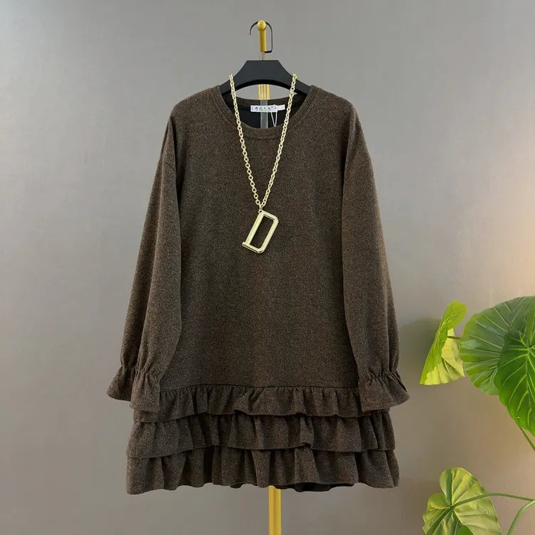 长袖拼接中长裙圆领法式连衣裙长款宽松韩版蛋糕德绒保暖遮肚子