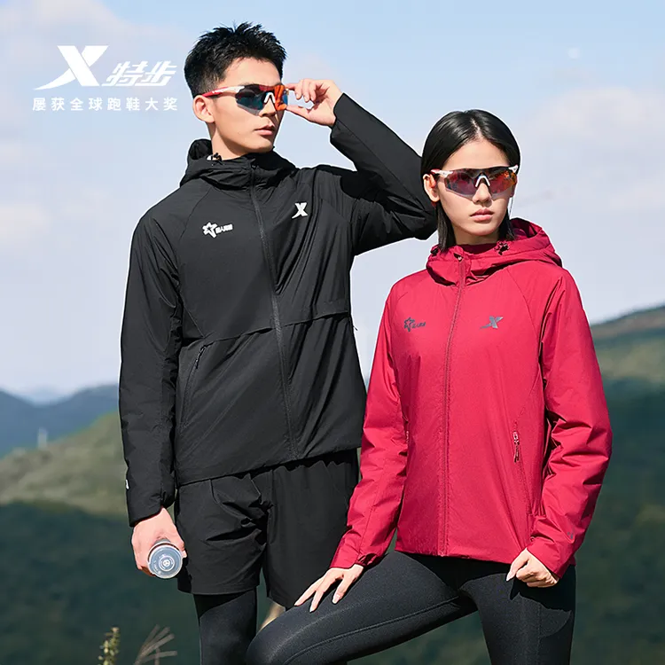 国人竞速秋冬版丨特步保暖棉服跑步外套锁温弹力户外散热透气耐磨