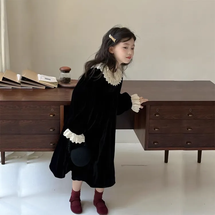 儿童丝绒连衣裙春秋女童洋气网红蕾丝边韩版中大童气质法式裙子潮