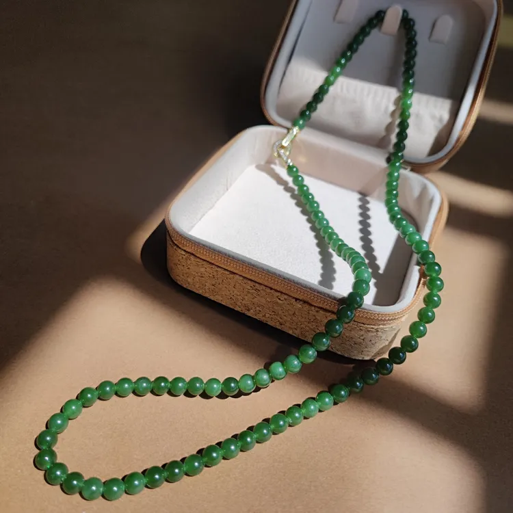 和田玉菠菜绿6mm碧玉108珠串（微黑点）长链气质