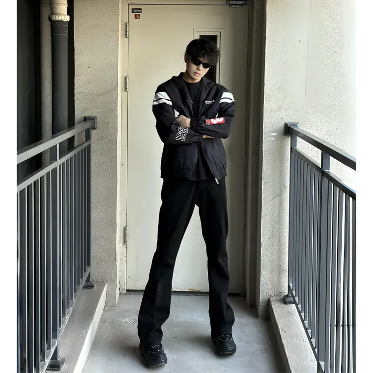 黑色cleanfit弯刀牛仔裤男款美式vibe高街裤子窄版修身直筒微喇裤