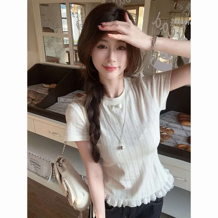 减龄蕾丝花边短袖T恤女2025早春新款甜美爱心提花设计感修身上衣