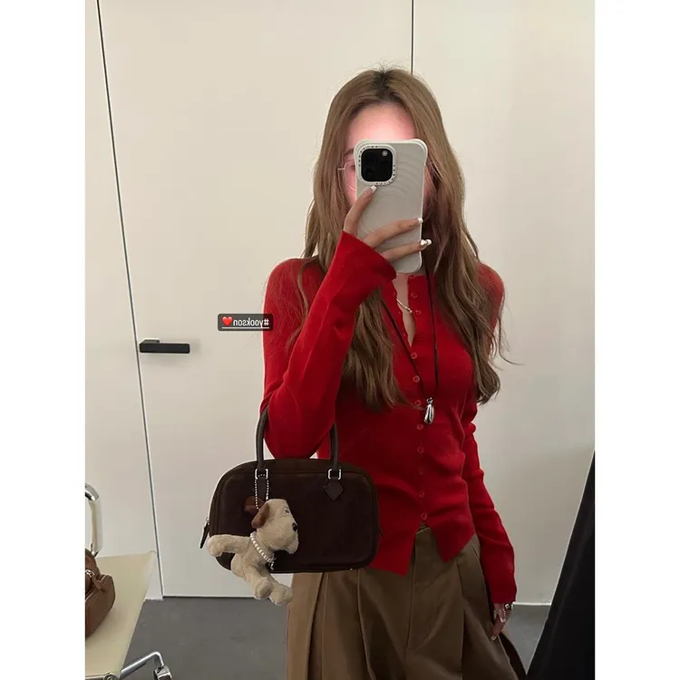 氛围感针织衫女内搭2025新款秋冬打底上衣设计感新年红色毛衣开衫